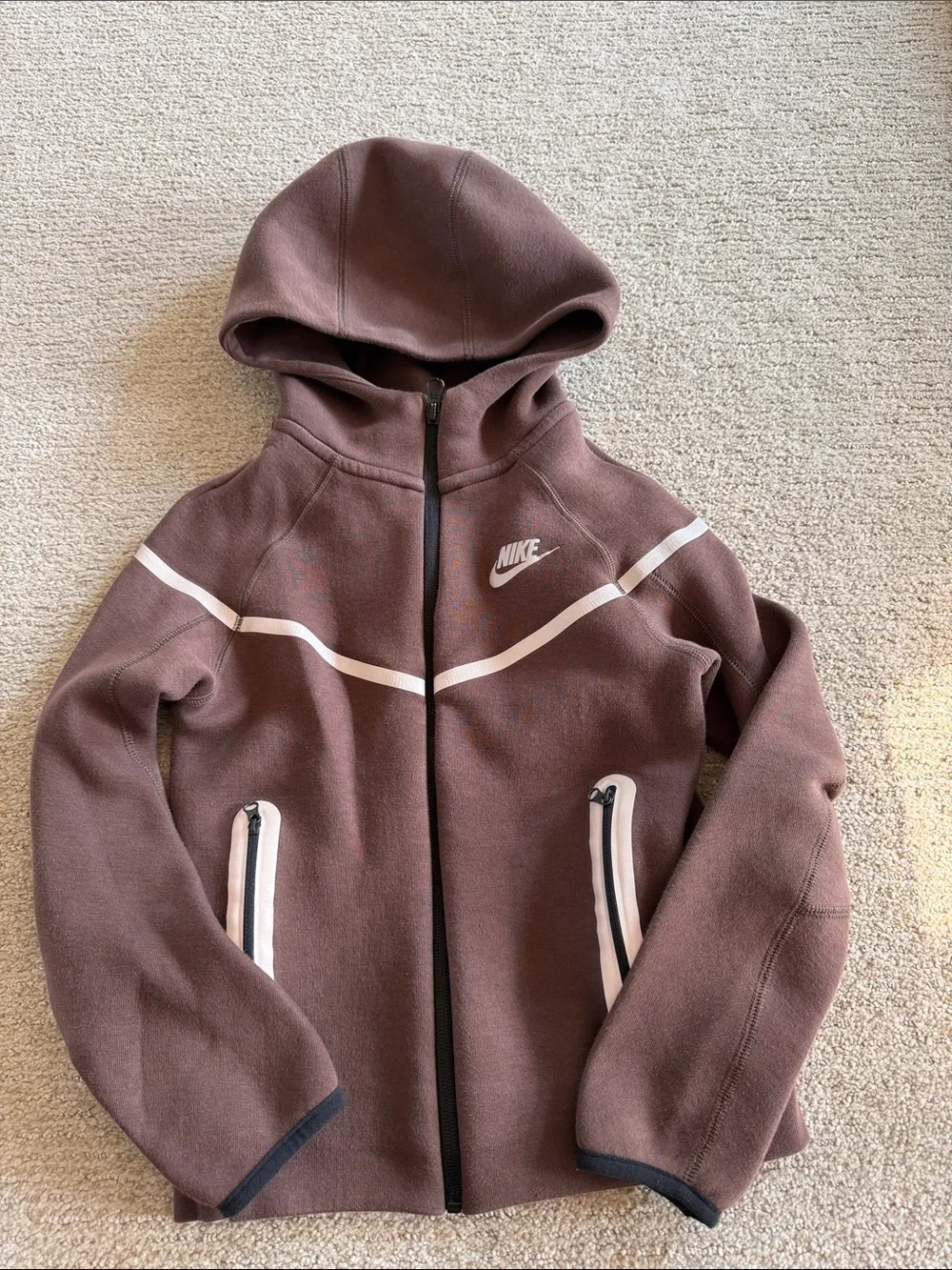 Kids Nike Tech